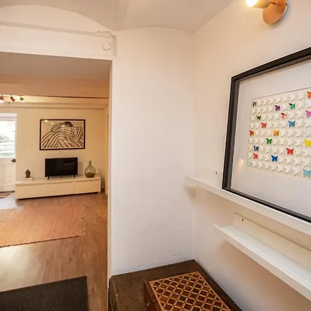 Beautiful Converted One Bedroom Apartment Carcassonne Exterior photo