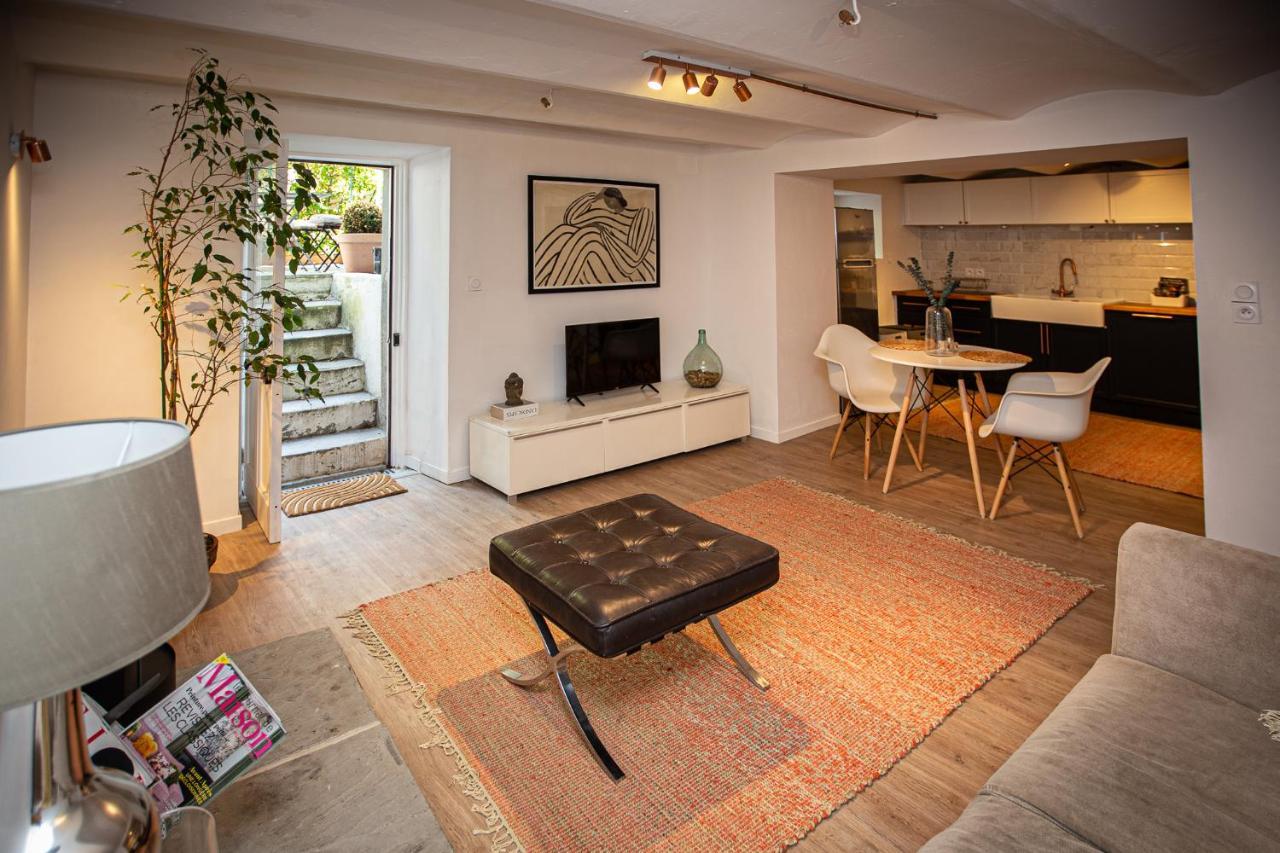 Beautiful Converted One Bedroom *