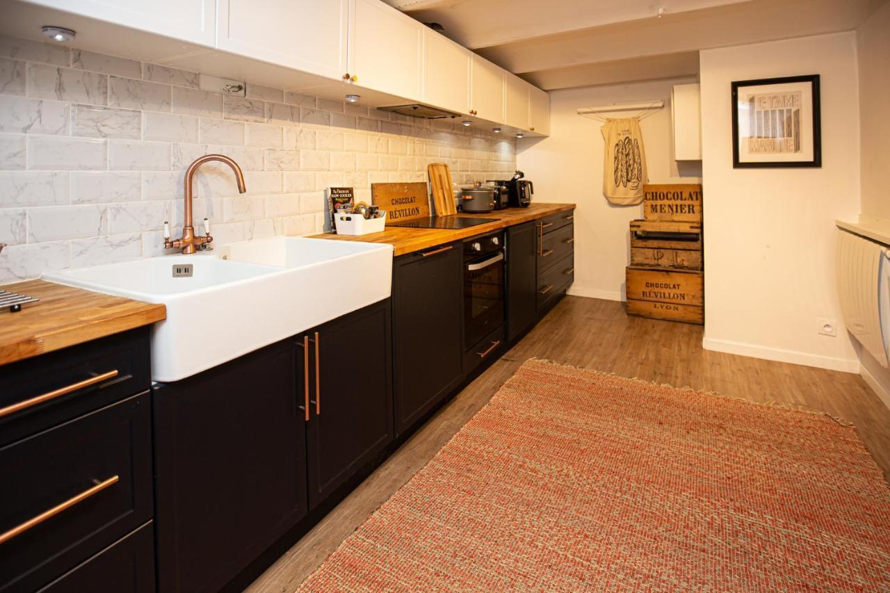 Beautiful Converted One Bedroom Apartment